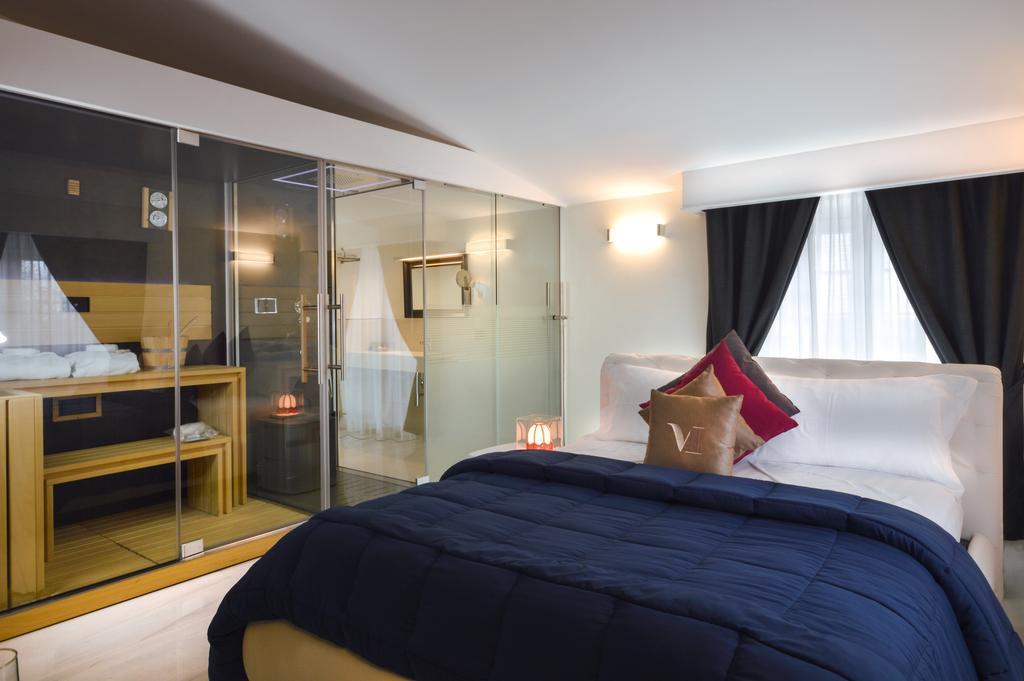 Double Room Sauna Spa Bath